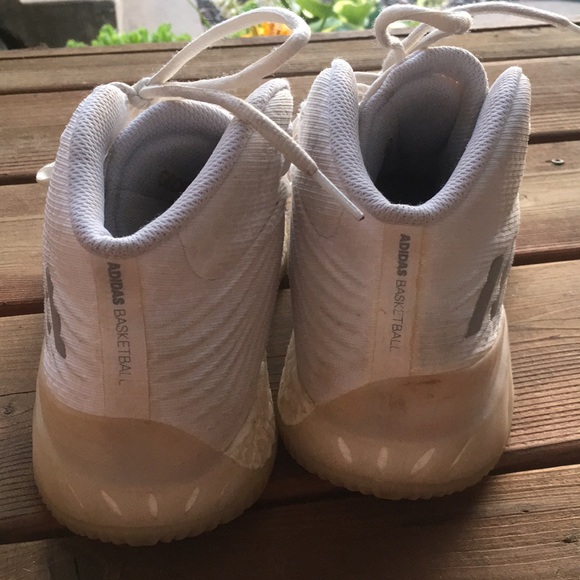 Adidas basketball shoes! - Picture 2 of 7